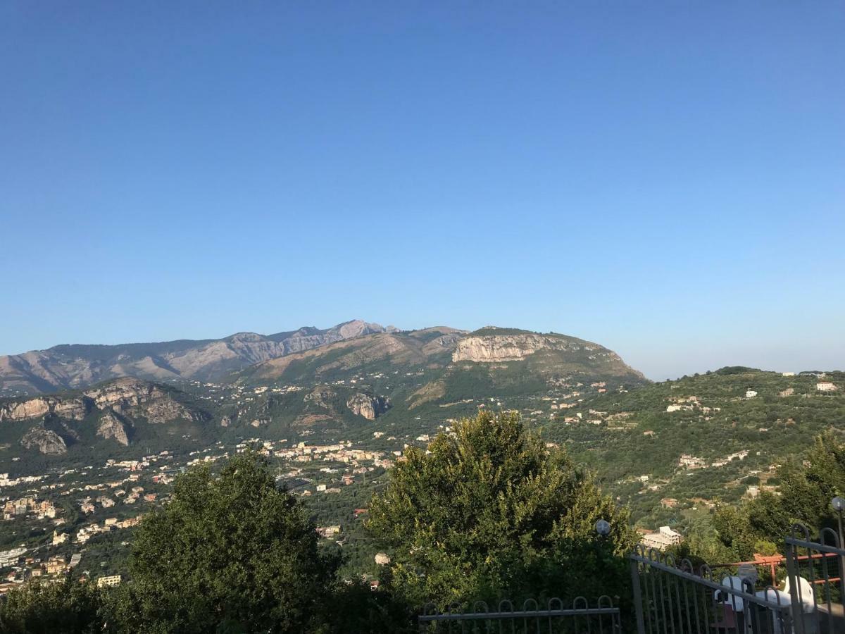 Villa Monica B&B Sorrento Exterior foto